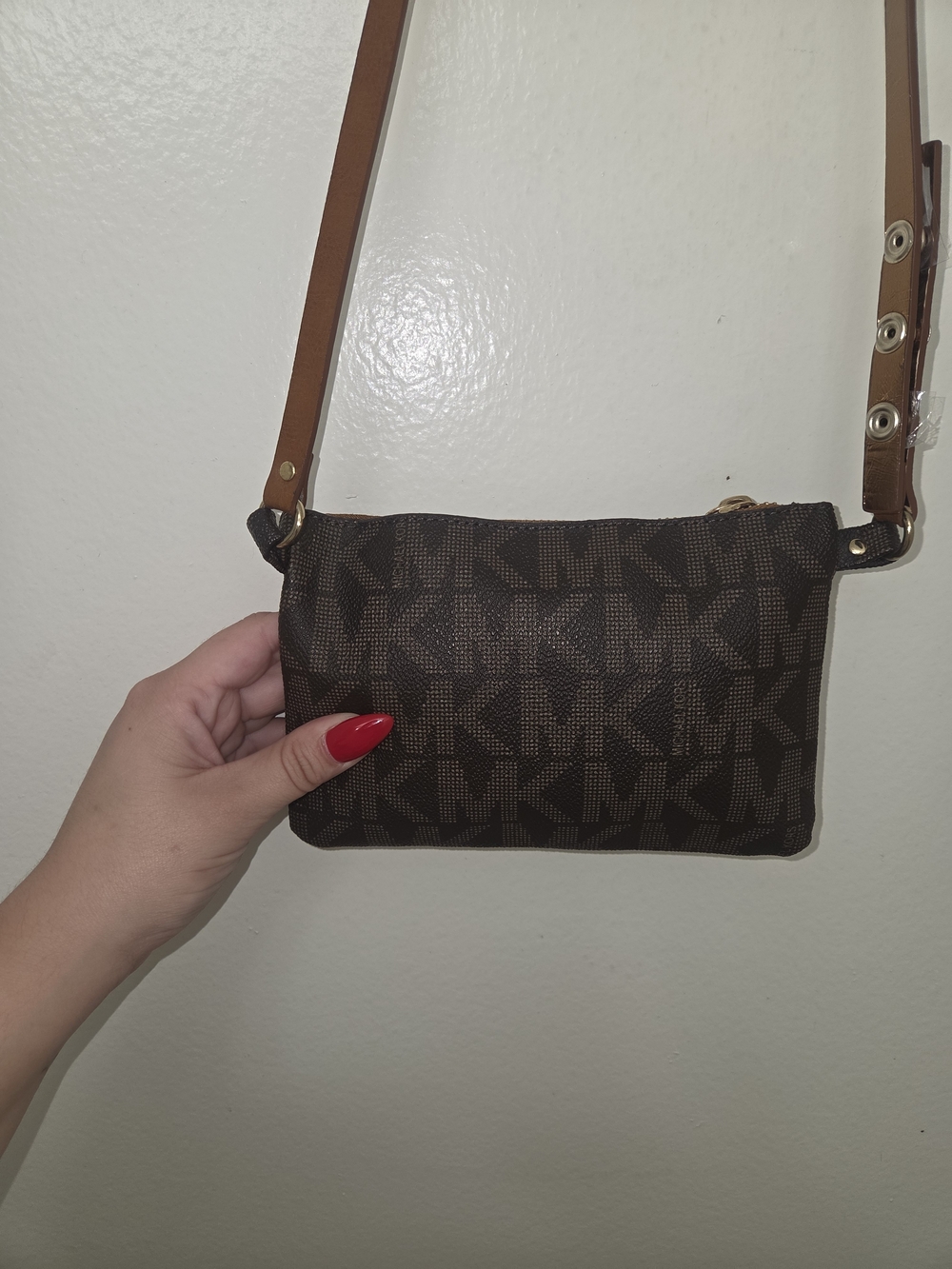 Michael Kors Brown Logo Belt Bag with Gold Chain Strap - Picture 2 of 5